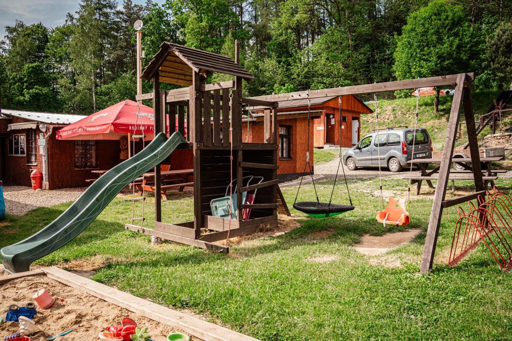 Chatka Agawa nová v areálu Koupaliště Bystré v Orlických horách Exterior foto