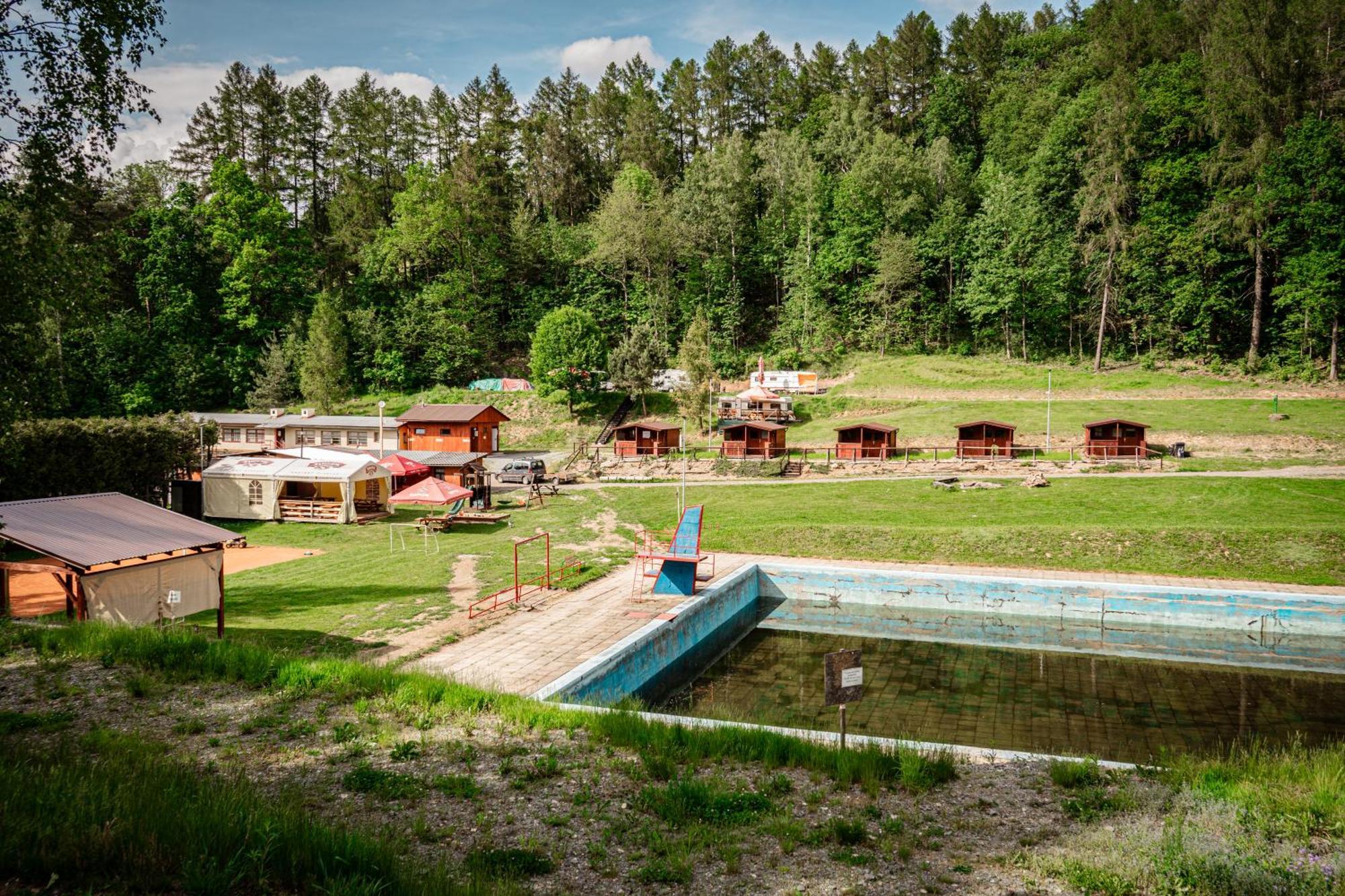 Chatka Agawa nová v areálu Koupaliště Bystré v Orlických horách Exterior foto